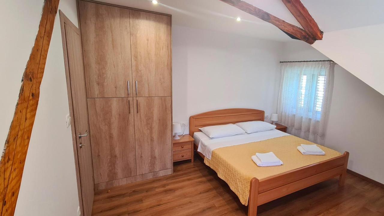 Attic Split Apartment Near City Centre Екстериор снимка