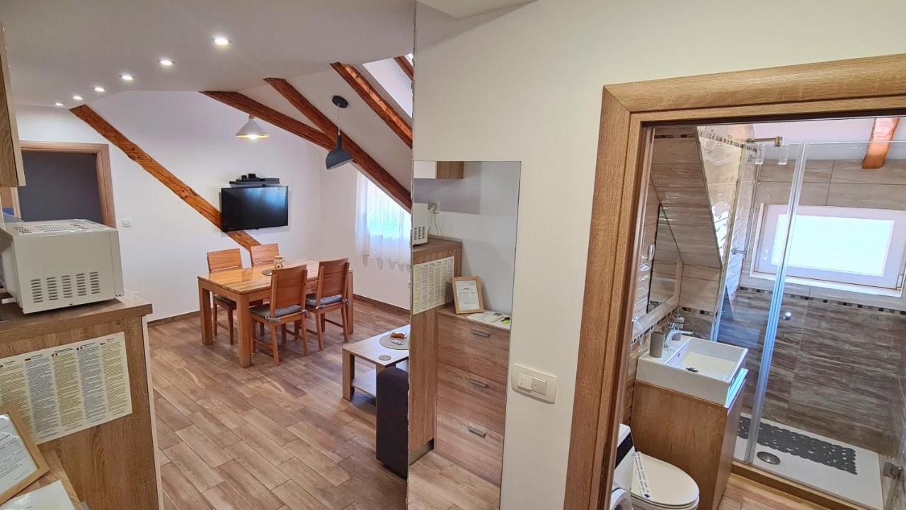Attic Split Apartment Near City Centre Екстериор снимка